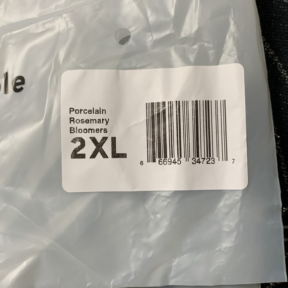 Forest Ink Porcelain Rosemary Bloomers - Picture 3 of 3